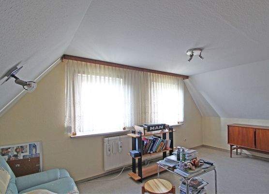 Wohnzimmer im Dachgeschoss
