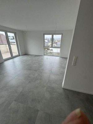 38 Impressionen aus den Wohnungen Bädern Balkonen