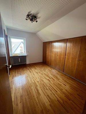 Kinderzimmer oder Ankleide