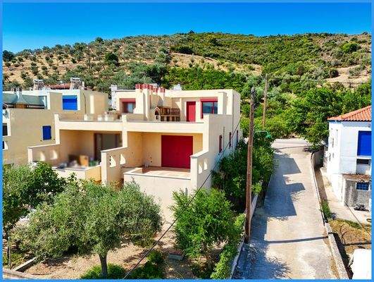 fad409bc9576488a9d4d8b2b1a699450-original