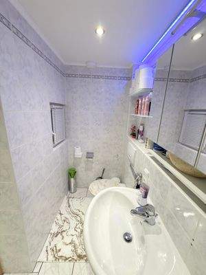 Badezimmer Bild 2 im EG
