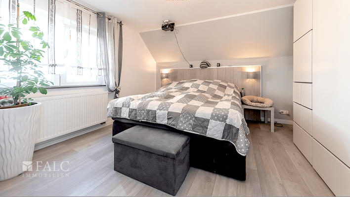 Schlafzimmer OG