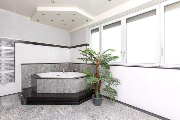 Bad 1 - Hauptresidenz