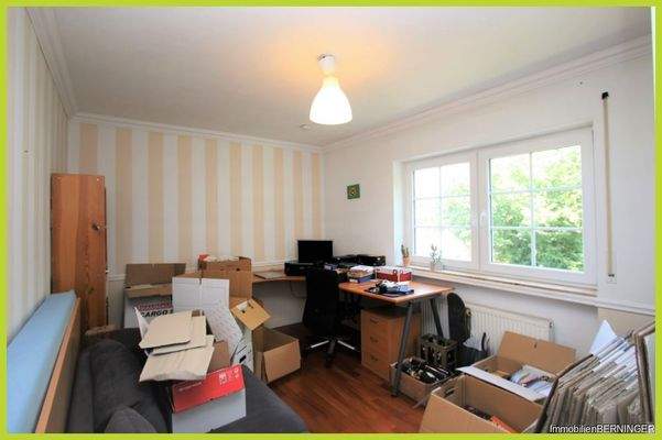 Kinder- oder Arbeitszimmer
