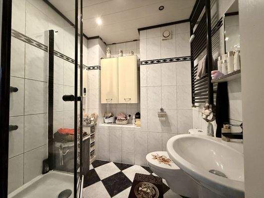 Duschbad im Obergeschoss