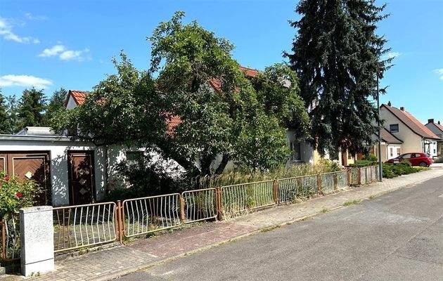 Straßenansicht rechts