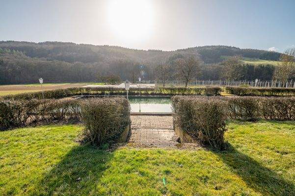 Bornweg 15/16 – 54668 Holsthum