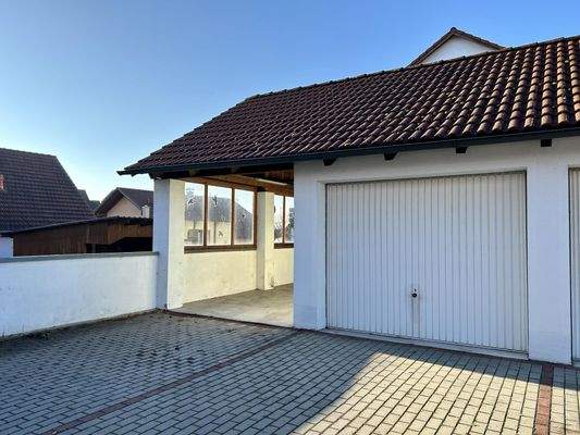 Garage und Carport
