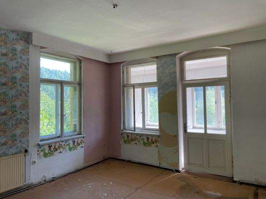 2. Wohnzimmer mit Wintergarten EG