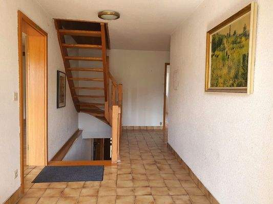 Treppenaufgang und Diele
