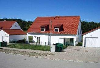 Ansicht gesamtes Doppelhaus