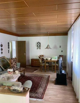 Einfamilienhaus in Zell mit viel Platz