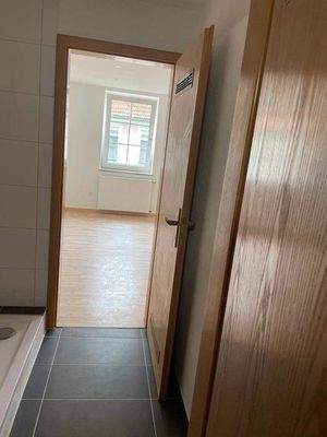 Badezimmer Blick Küche.jpg