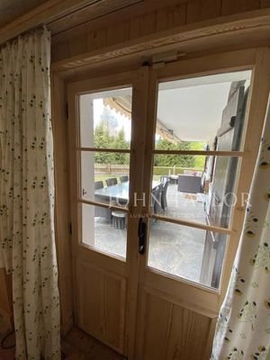 Entrance Sliding windows