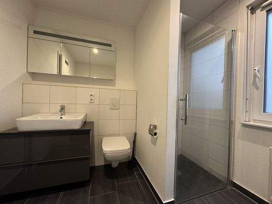 Badezimmer Ansicht 1