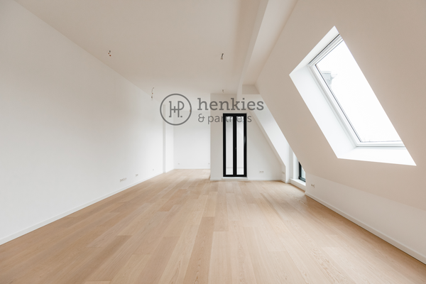 Penthouse Branding