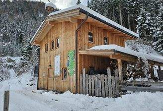 Winterfreude direkt an der Langlaufloipe