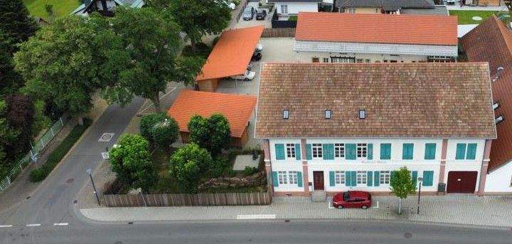 Goldene Stern aus der Luft