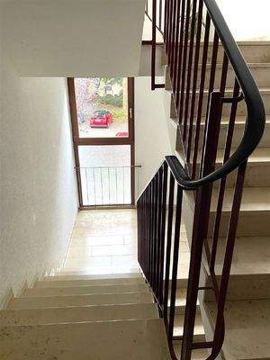 gepflegtes Treppenhaus