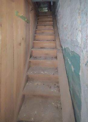 Treppe zum Dachboden