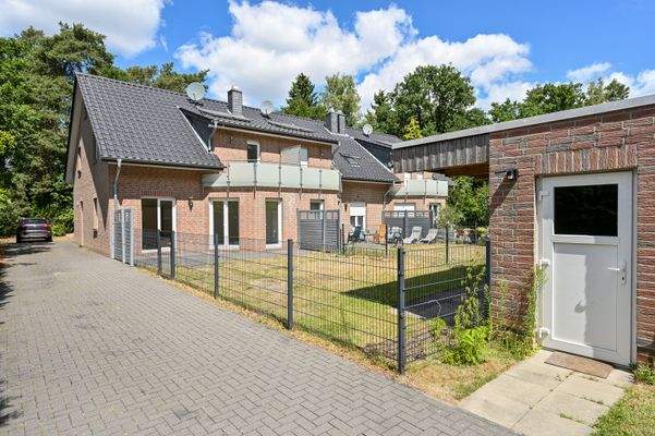 1b Reihenhäuser_Ehlershausen_außen-5