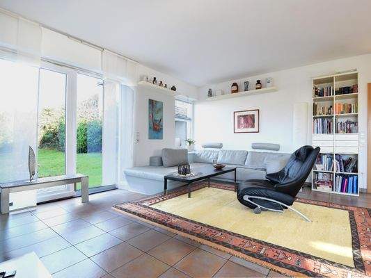 Heller offener Wohnbereich