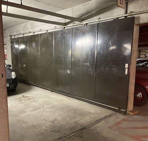 München Garage, München Stellplatz