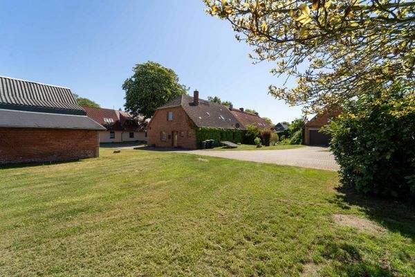 Gepflegtes Grundstück