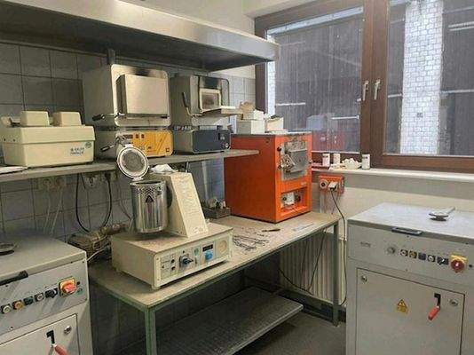 Mit Komplettausstattung