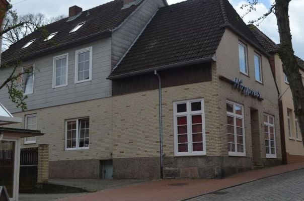 Straßenansicht