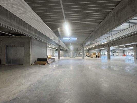 Blick in das OG von Halle 2