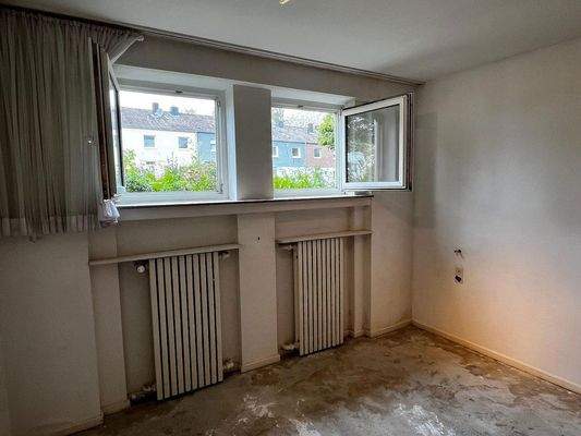 Zimmer Straßenseite