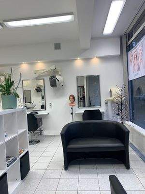 Ladenlokal - Friseursalon