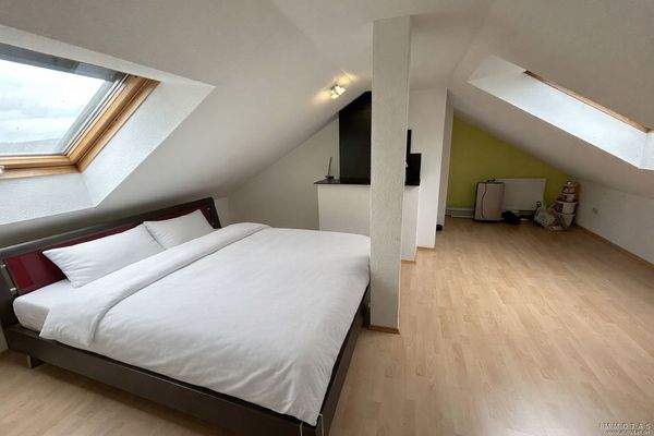 Schlafzimmer Spitzboden
