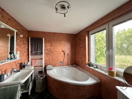 Badezimmer OG Bild 2