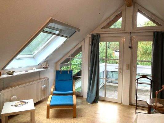 Lichdurchflutetes Schlafzimmer DG