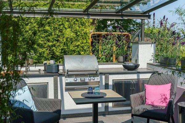 Outdoor-Kitchen