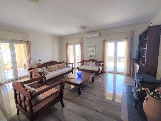 Kreta, Atsipopoulo: Schöne geräumige Villa mit Meerblick und Bergblick zu verkaufen