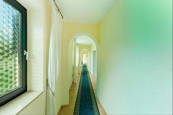 Flurbereich zu Gästezimmern