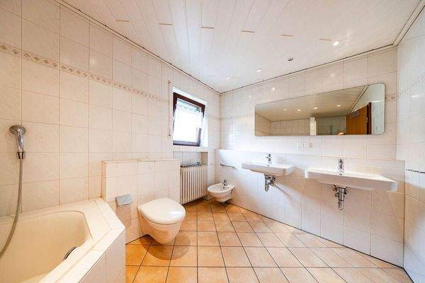 Tageslichtbad Obergeschoss 