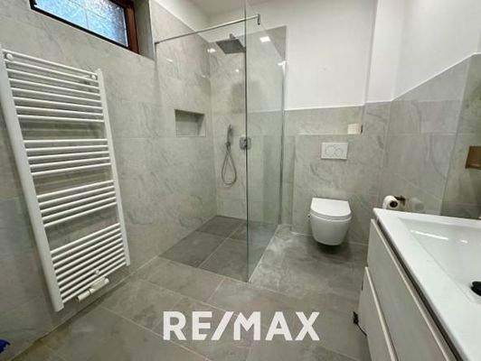 Objekt 2 - Wohnung 1 - Badezimmer