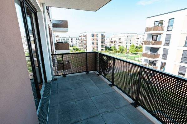 Balkon/Aussicht-Bsp. baugleiche Wohnung/andere Etage