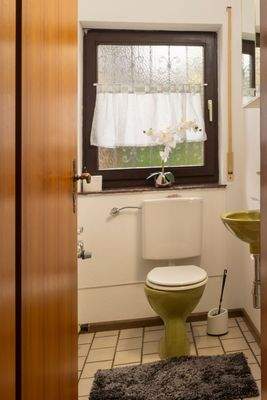 Gäste WC der mittleren Wohnung