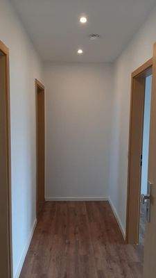 Flur mit Deckenspots