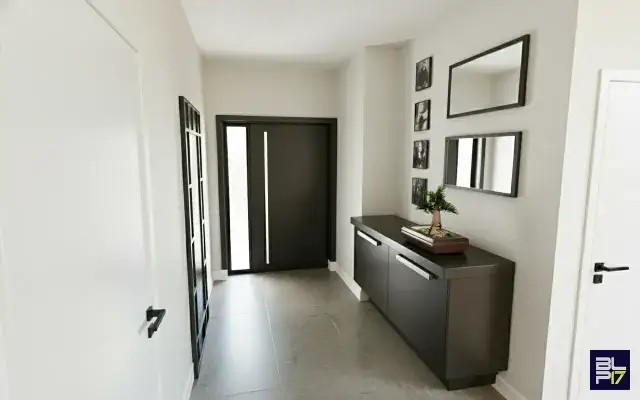 Haus Tschurndorf 09.png