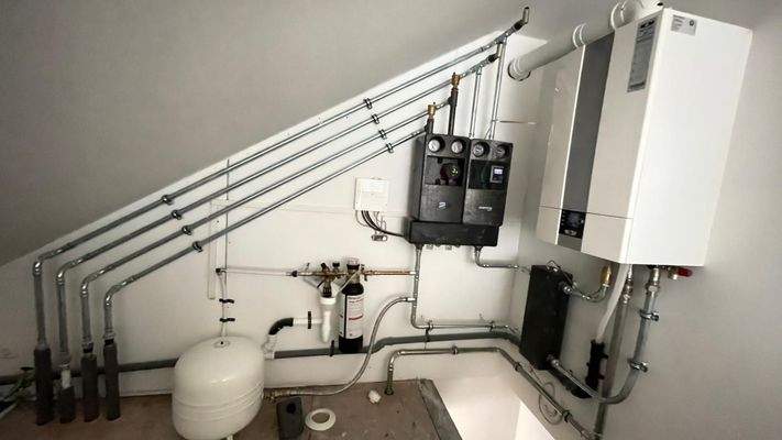 Heizungsanlage separat im DG