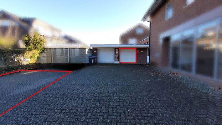 Garage und Stellplatz