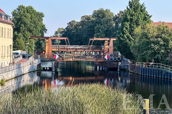 Blick zur Zugbrücke