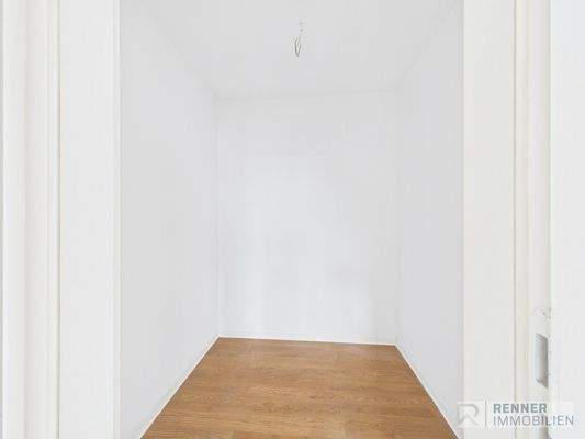 Ankleide / Abstellraum