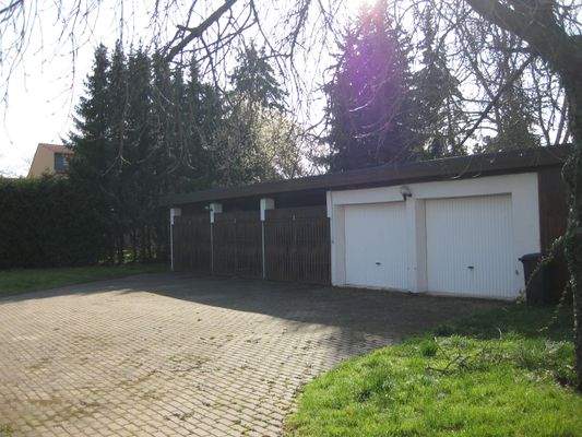 Garagen und Carports!